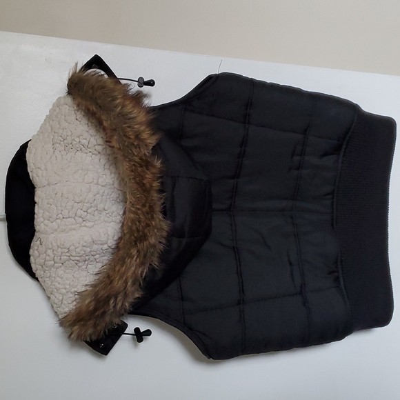 Bluenotes Vest - Picture 2 of 4